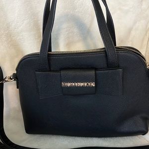 Black Michael Kors shoulder/hand bag